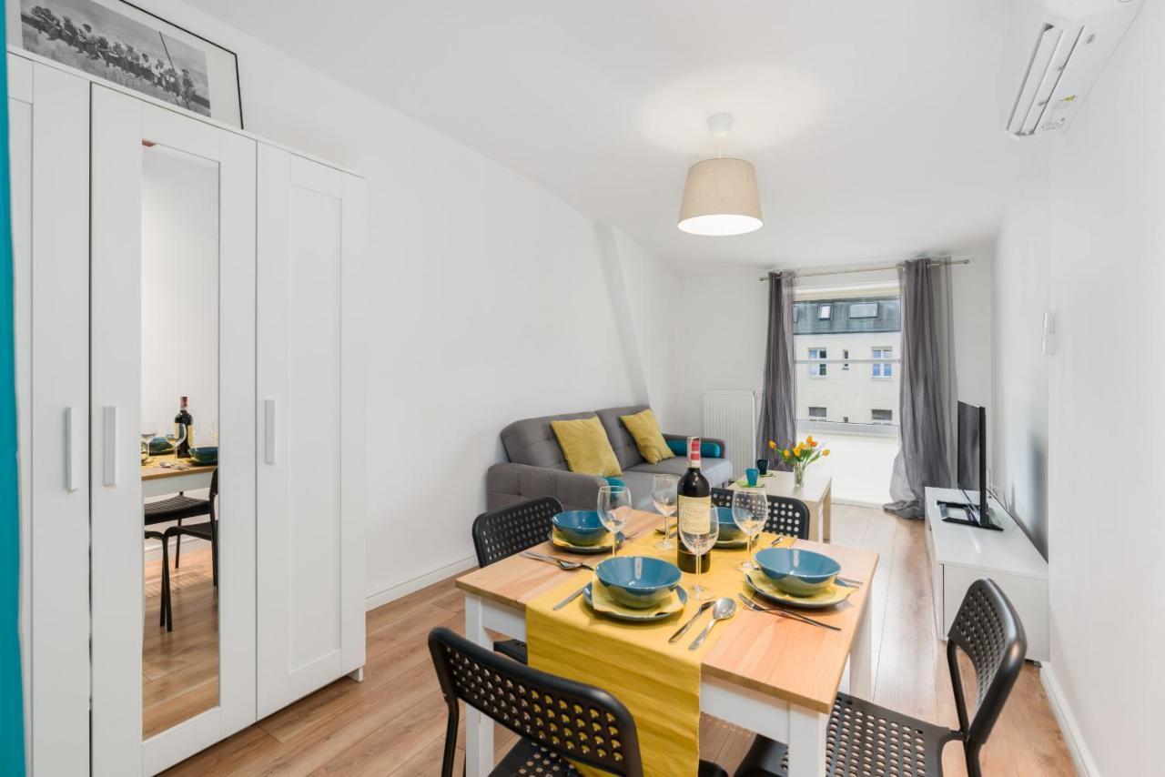 Apartment Poznan Old Town Strzelecka By Noclegi Renters ภายนอก รูปภาพ
