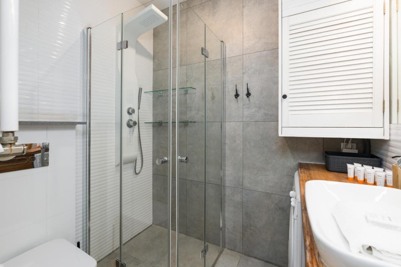 Apartment Poznan Old Town Strzelecka By Noclegi Renters ภายนอก รูปภาพ