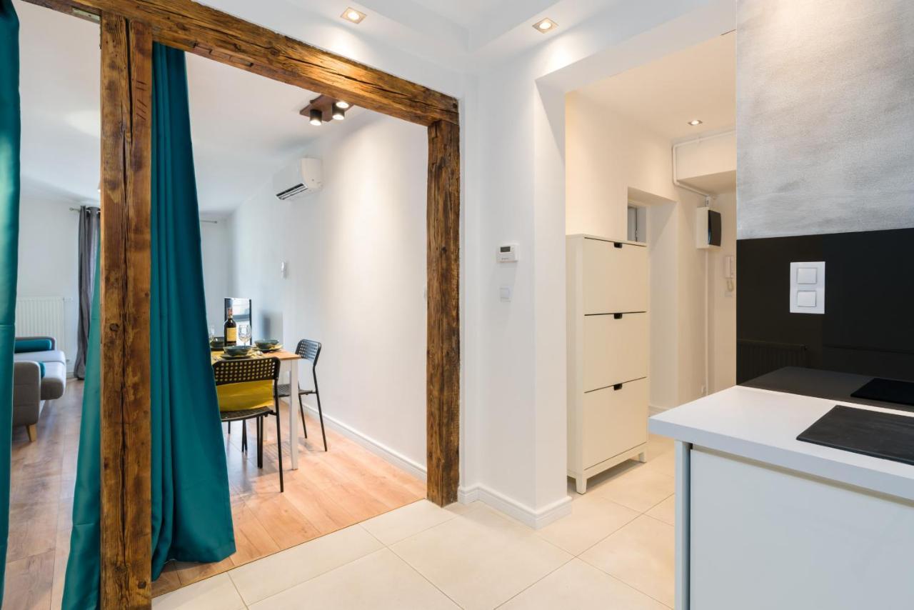 Apartment Poznan Old Town Strzelecka By Noclegi Renters ภายนอก รูปภาพ