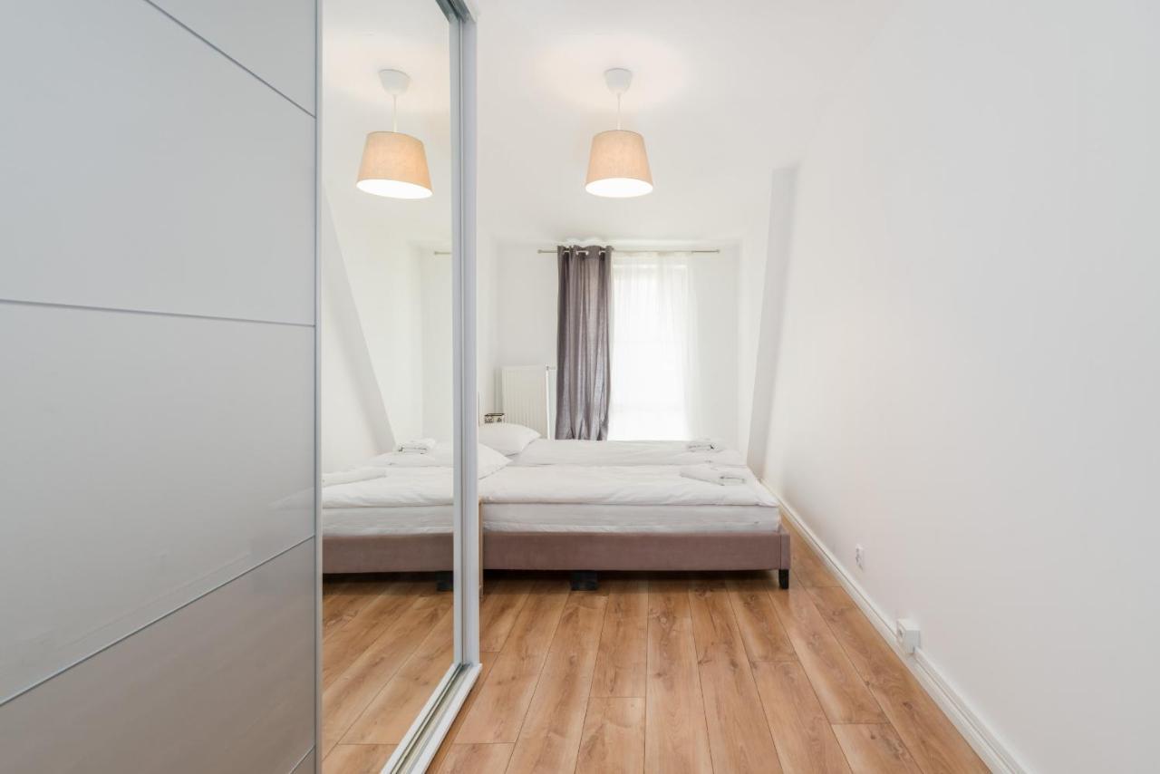 Apartment Poznan Old Town Strzelecka By Noclegi Renters ภายนอก รูปภาพ