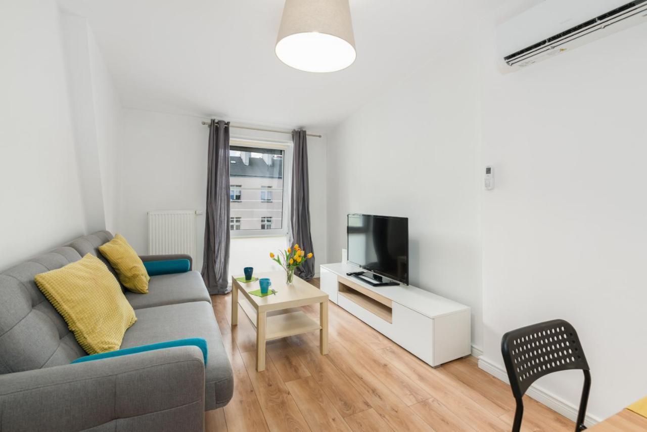 Apartment Poznan Old Town Strzelecka By Noclegi Renters ภายนอก รูปภาพ